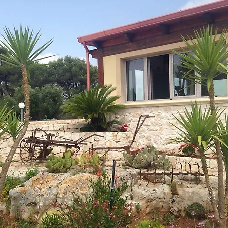 Trullo Iris