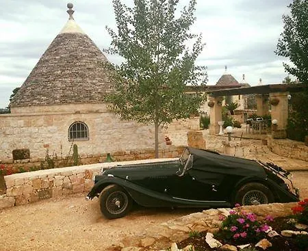 Trullo Iris Чистернино